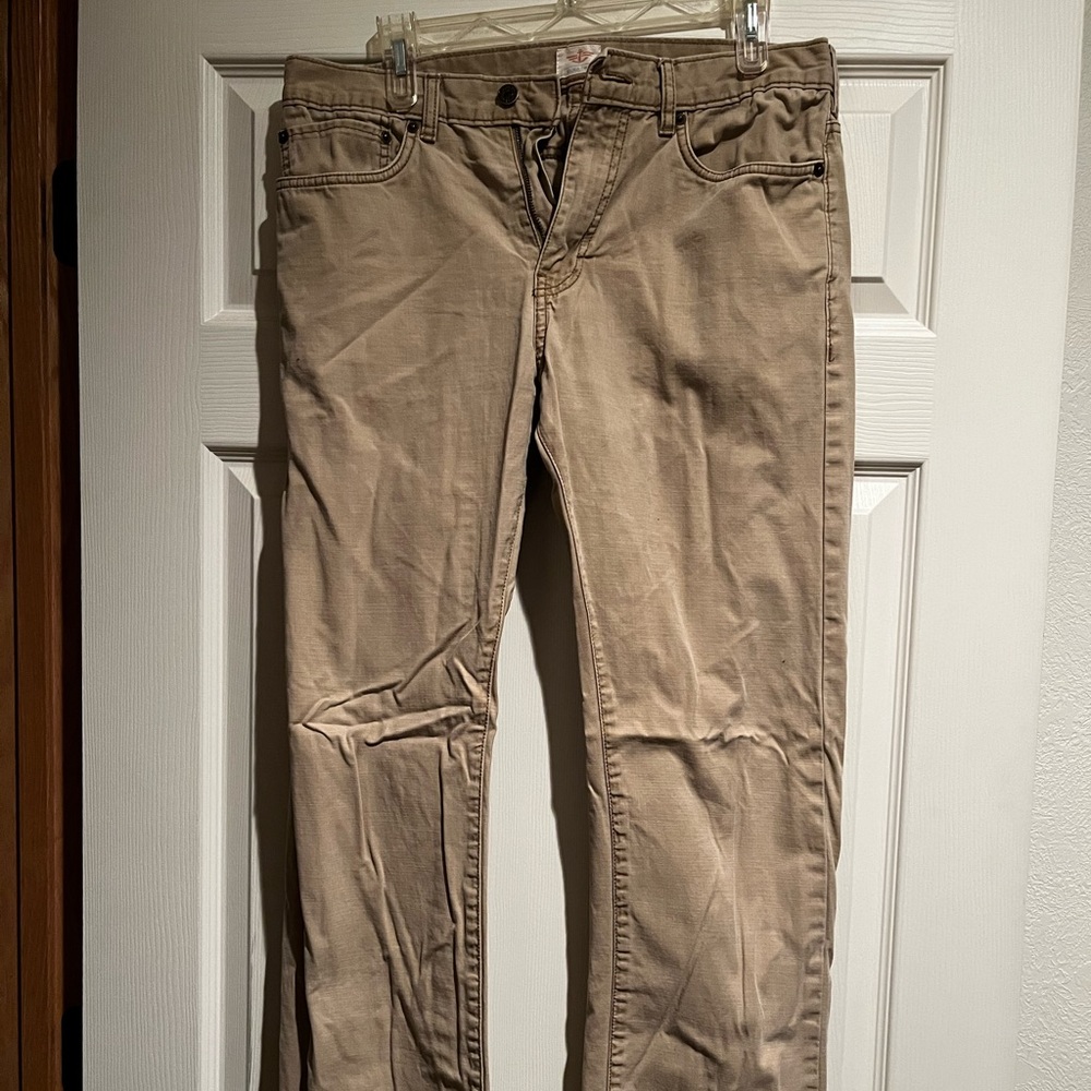 Men’s Khaki Pants
